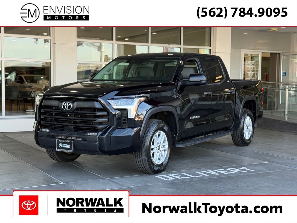 2023 Toyota Tundra SR5 CrewMax Cab 4WD
