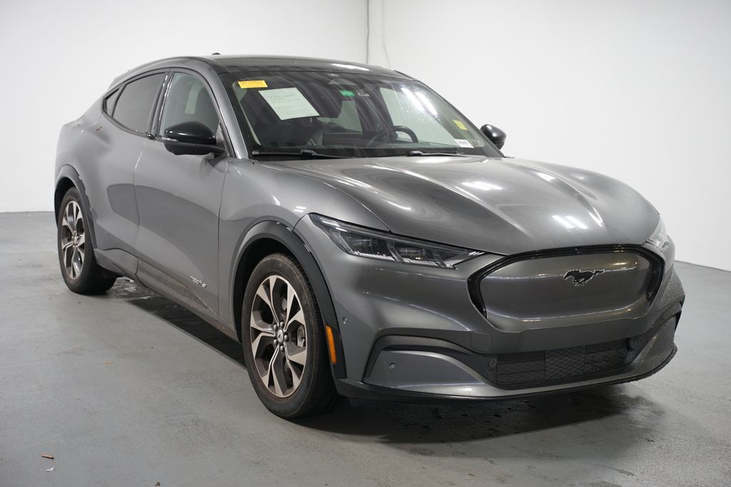 Thumbnail: 2021 Ford Mustang Mach-E - 3