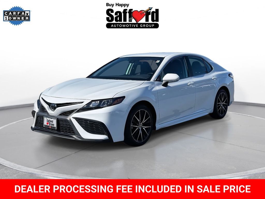 2024 Toyota Camry SE FWD