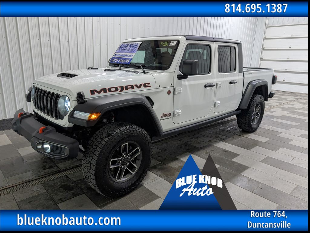  2026 Jeep Gladiator Mojave Crew Cab 4WD   