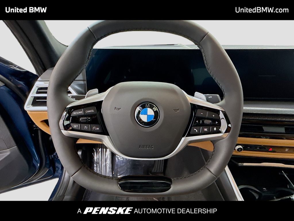 Thumbnail: 2026 BMW 3 Series - 6