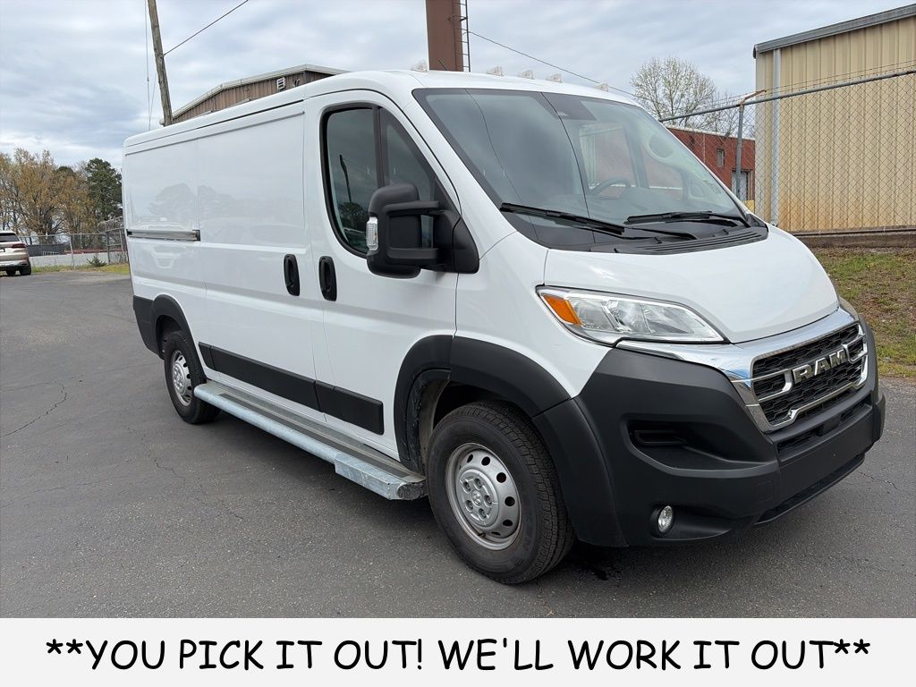 2023 RAM ProMaster 2500 136 Low Roof Cargo Van FWD