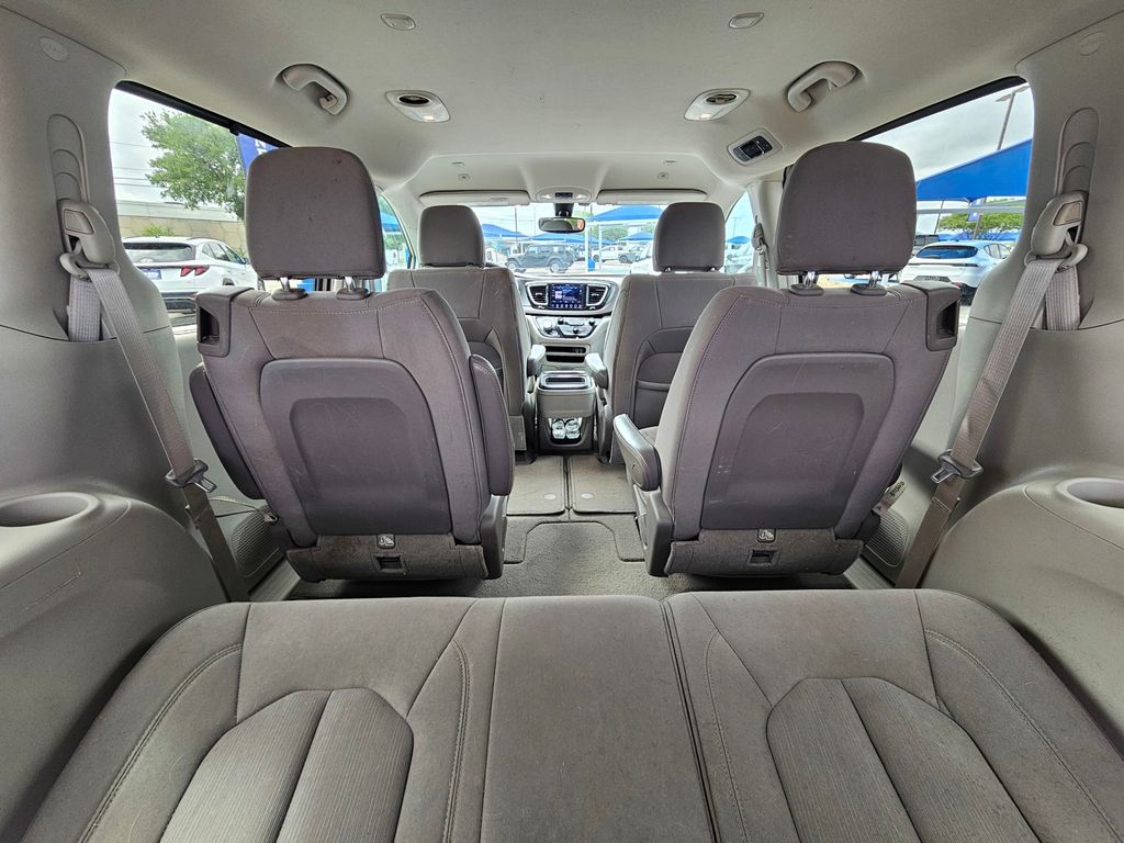 Used Car 2019 Chrysler Pacifica  Touring Plus For Sale Under $20,000 In San Marcos, Texas