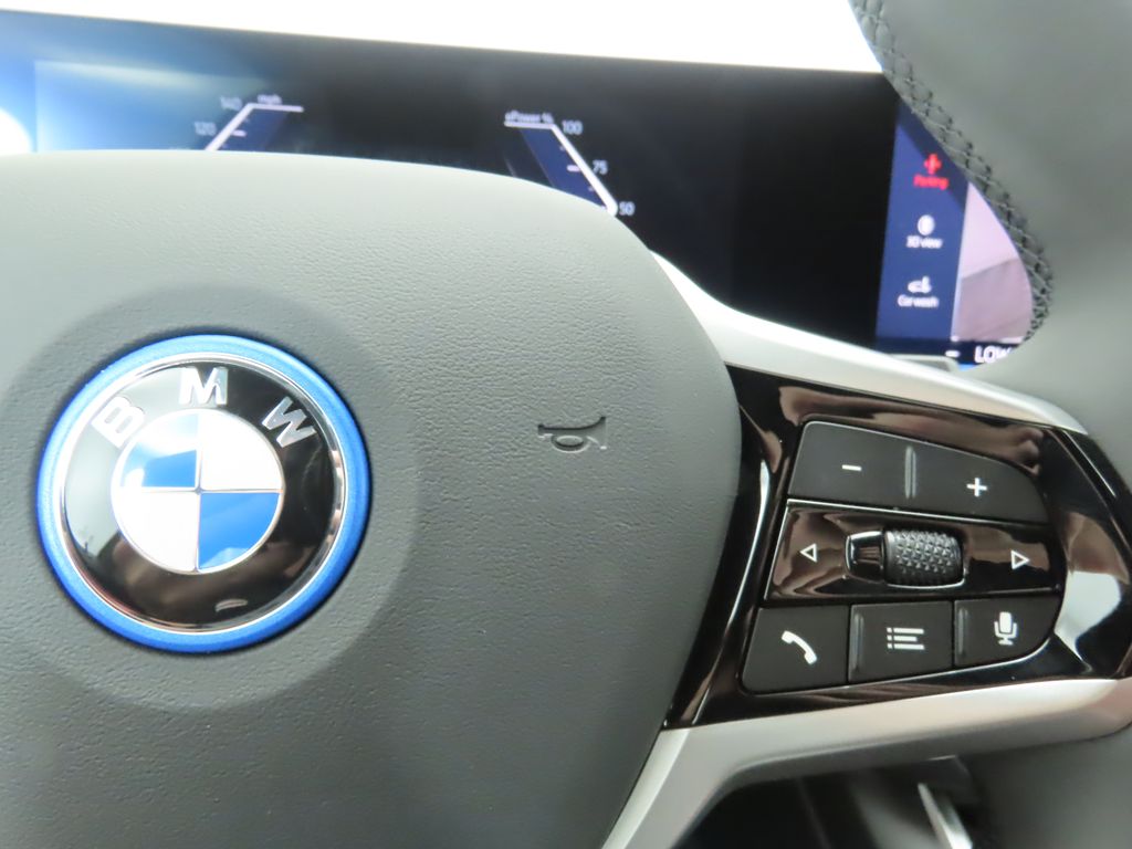 2025 BMW i4 eDrive40 12