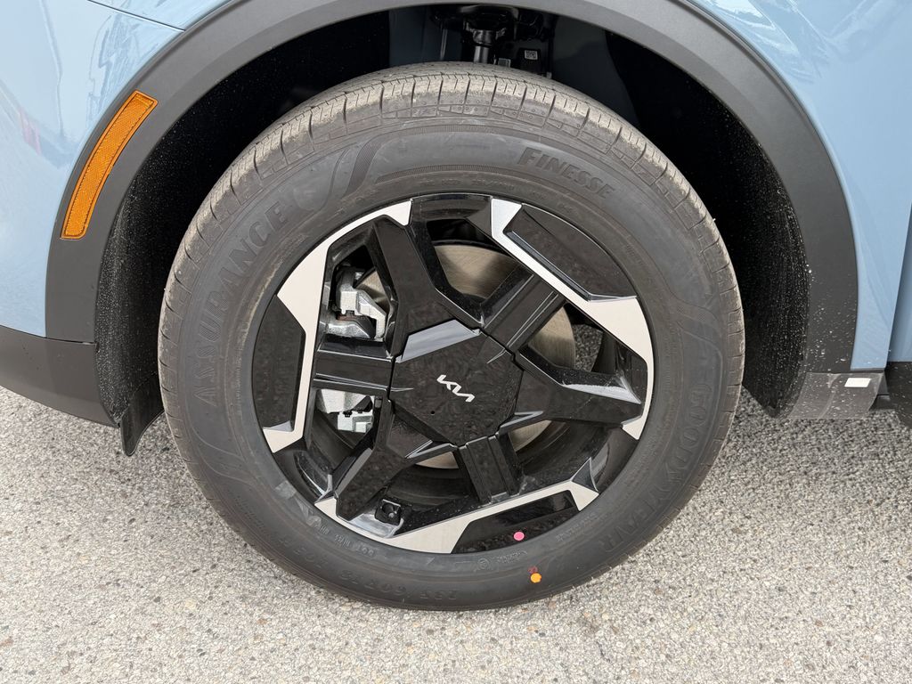 new 2026 Kia Sportage Hybrid car, priced at $30,124