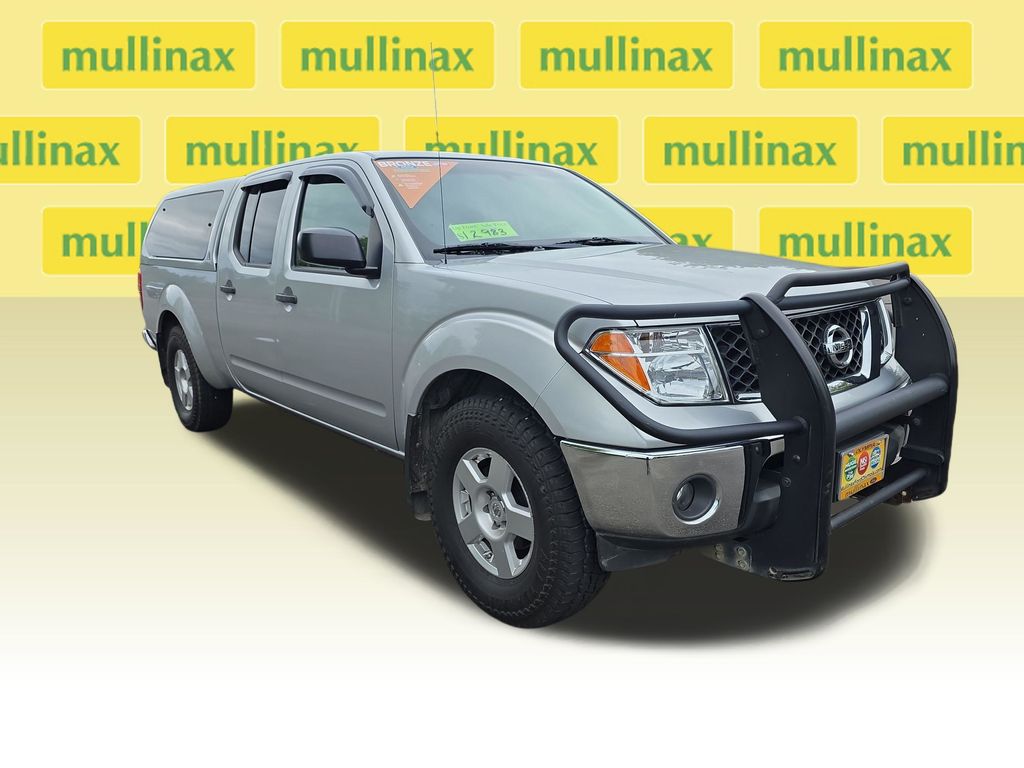 Radiant Silver 2008 Nissan Frontier SE Crew Cab 4WD Pickup Truck Four-Wheel Drive 6-Speed Manual Overdrive