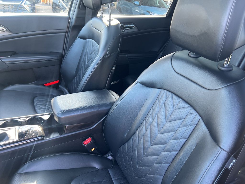 2023 Kia Sportage X-Line photo