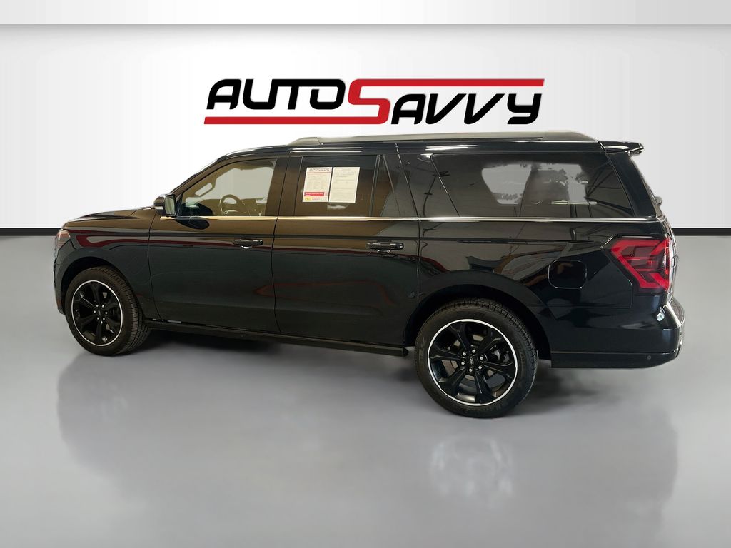 Used 2022 Black Metallic Ford Limited image 4