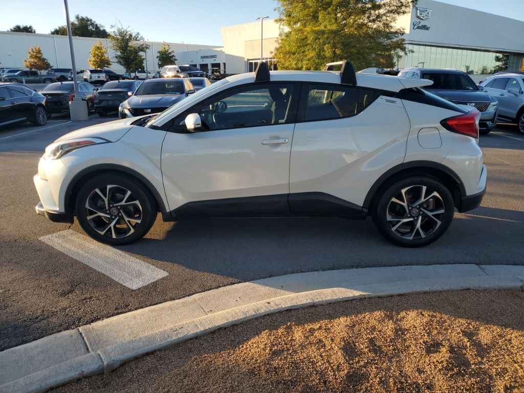Used Car 2018 Toyota C-hr  Xle For Sale Under $20,000 In Austin, Texas