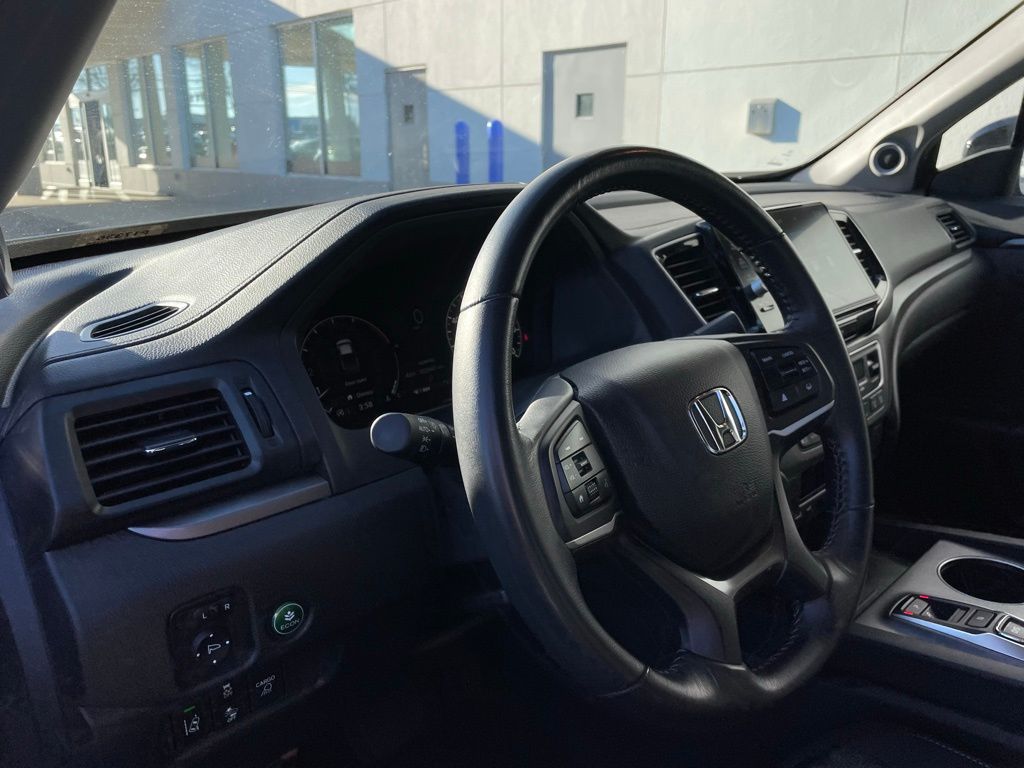 Thumbnail: 2025 Honda Ridgeline - 28