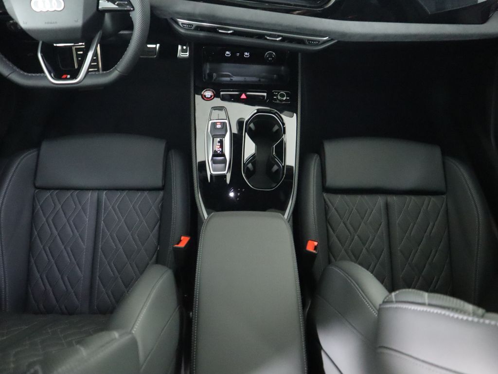 Thumbnail: 2025 Audi S5 - 18