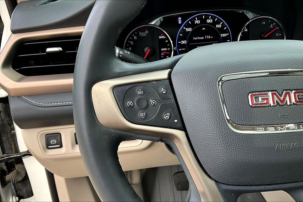 2023 GMC Acadia Denali - 11