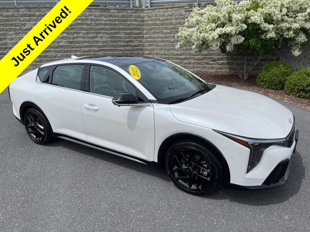 Snow White Pearl 2025 Kia K4 GT-Line Turbo FWD Sedan Front-Wheel Drive 8-Speed Automatic