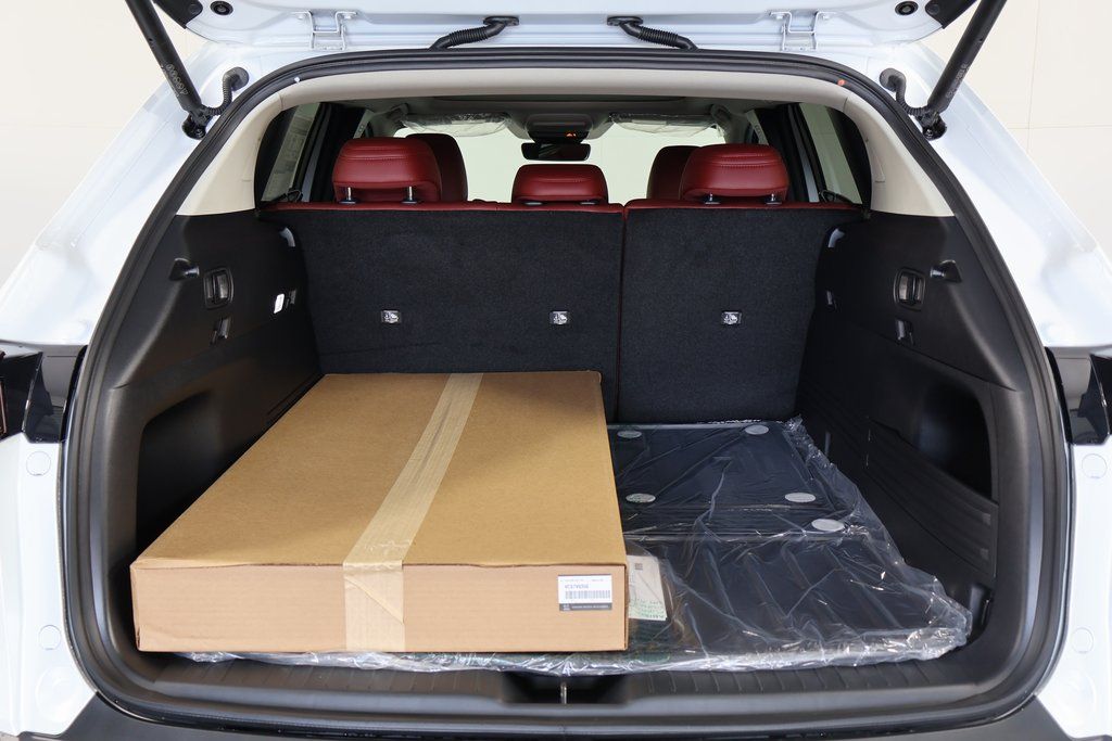 Thumbnail: 2026 Mazda CX-50 - 8