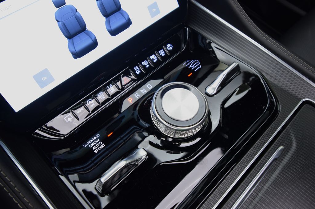 new 2026 Jeep Grand Wagoneer car, priced at $95,550