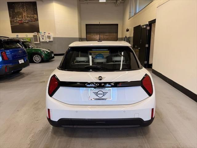 Thumbnail: 2025 MINI Cooper Hardtop - 3