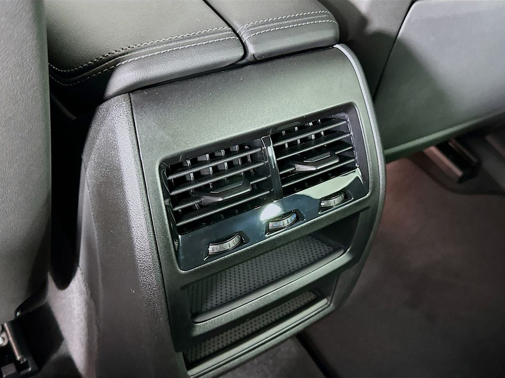 Thumbnail: 2026 BMW X5 - 18