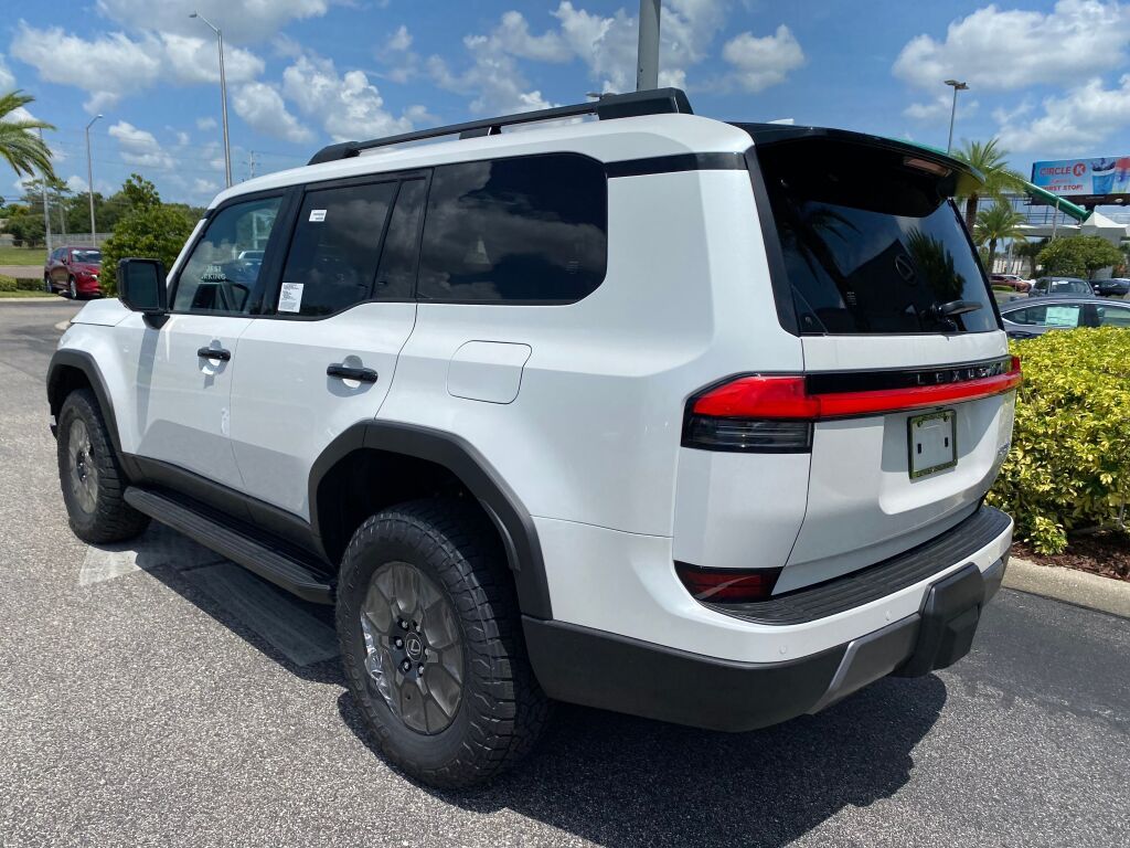 Thumbnail: 2026 Lexus GX - 2