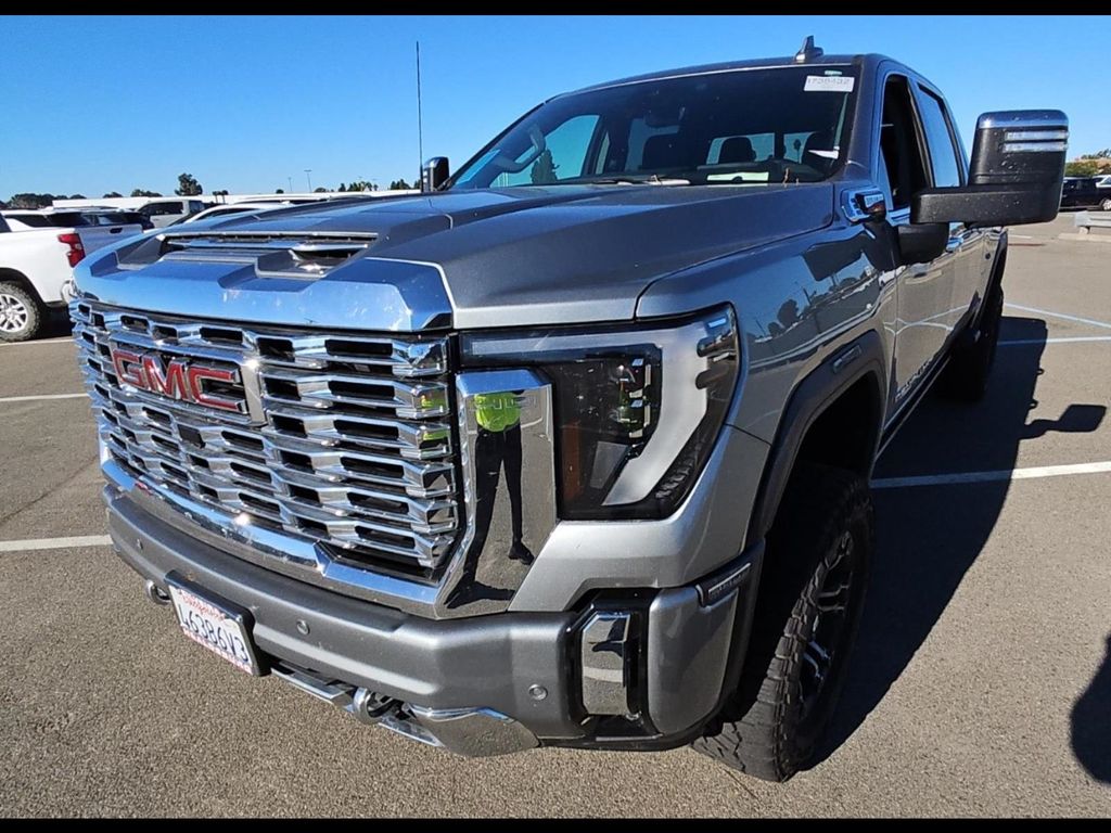 2024 GMC Sierra 3500HD Denali Crew Cab 4WD