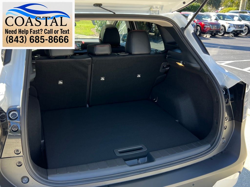 2026 Nissan Kicks SR White at Lugoff Nissan