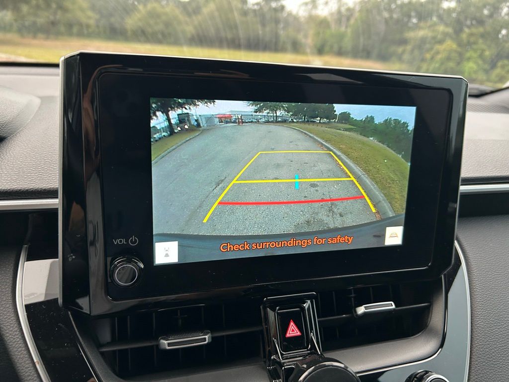 Thumbnail: 2024 Toyota Corolla Cross - 25