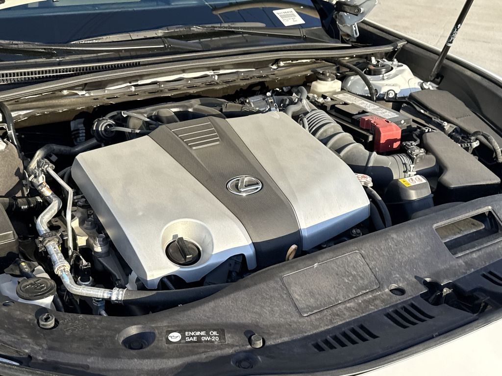 Thumbnail: 2025 Lexus ES - 14