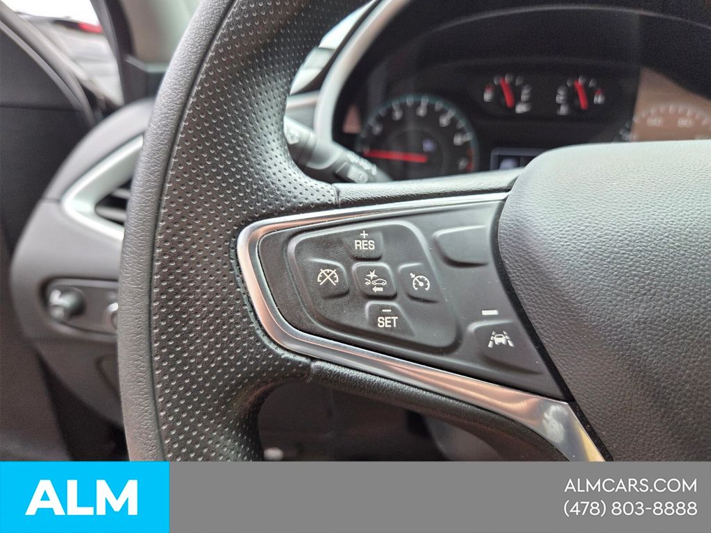 Used 2024 Gray Chevrolet LT image 24