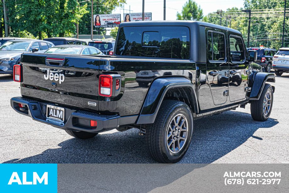 2023 Jeep Gladiator Overland photo 4