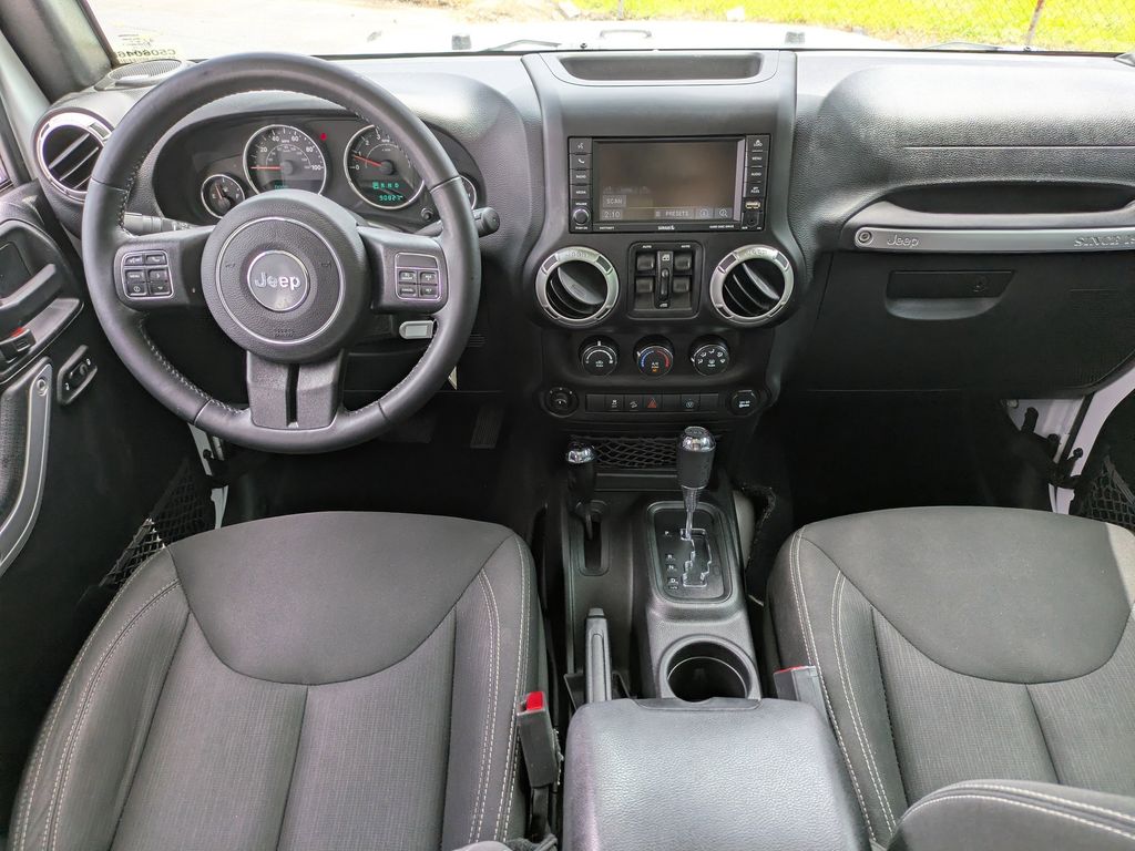 2017 Jeep Wrangler Unlimited Sahara 4x4