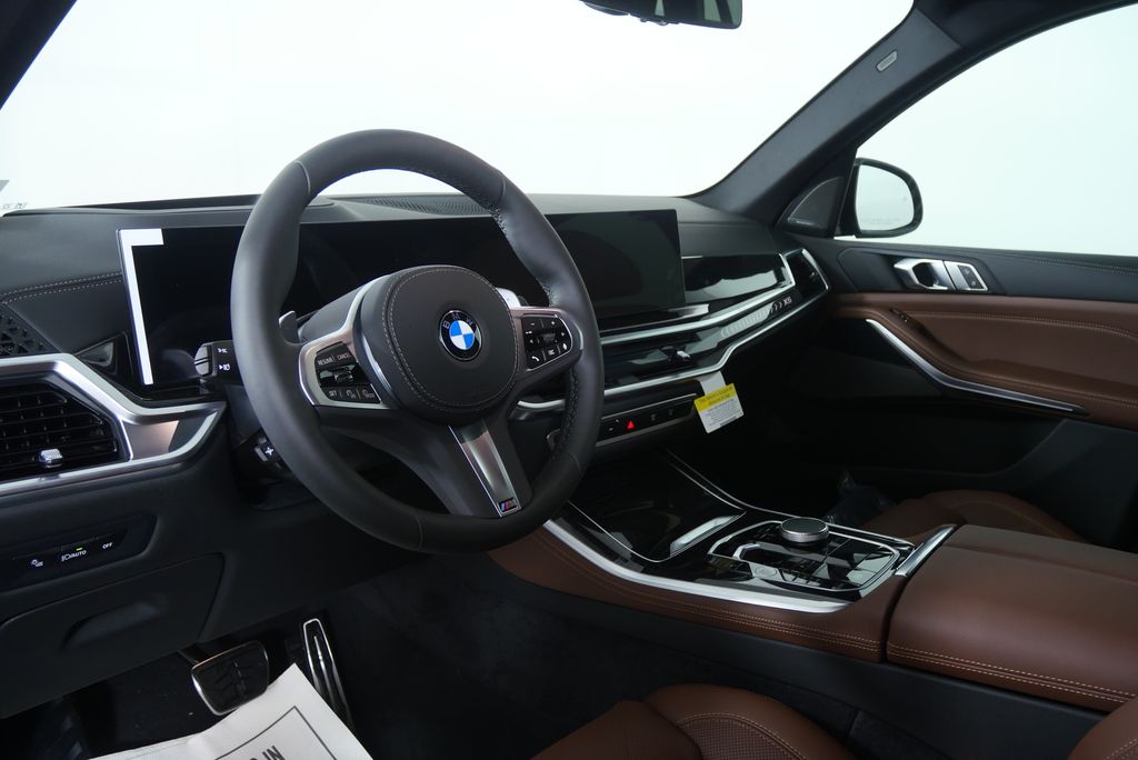 Thumbnail: 2026 BMW X5 - 12