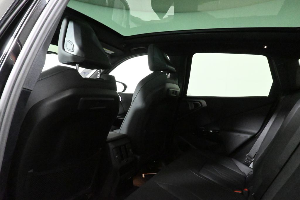 Thumbnail: 2026 BMW X3 - 32