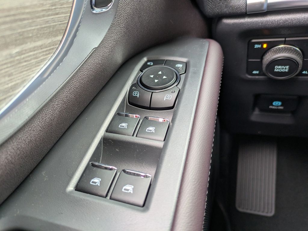 2025 Ford Expedition Platinum MAX