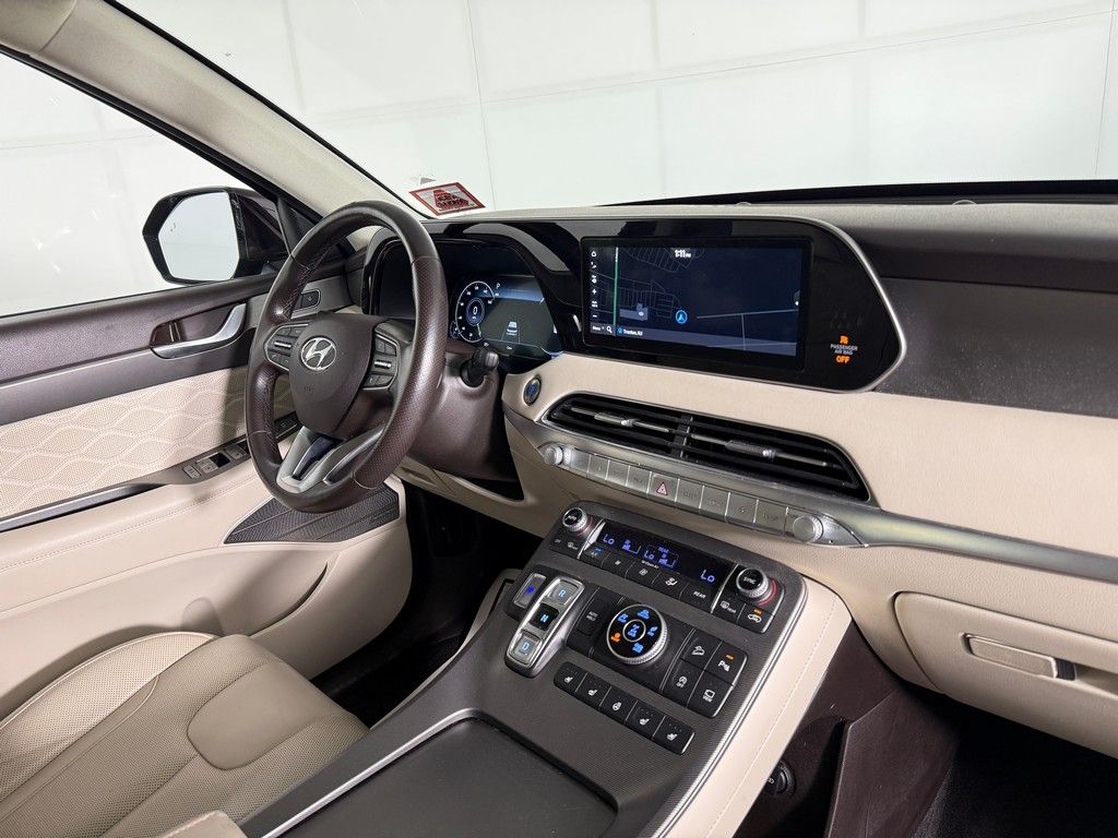 Used 2020 Red Hyundai Limited image 34