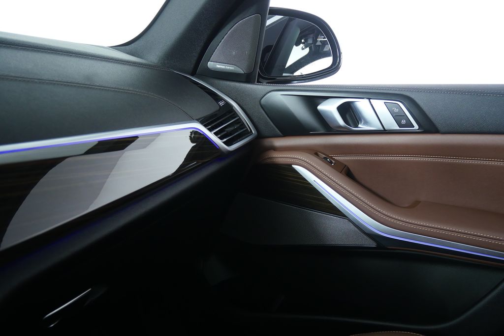 Thumbnail: 2023 BMW X5 - 31