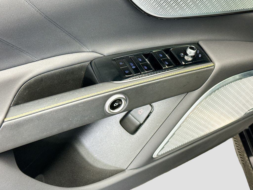 Thumbnail: 2023 Maserati Grecale - 22