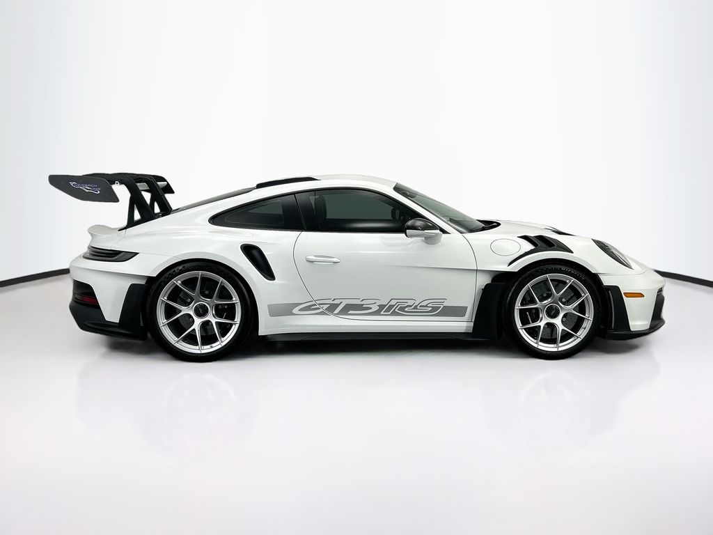 Thumbnail: 2025 Porsche 911 - 8