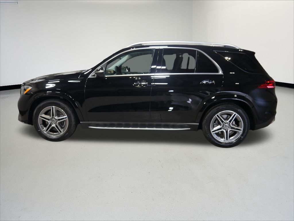 Thumbnail: 2026 Mercedes-Benz GLE - 2