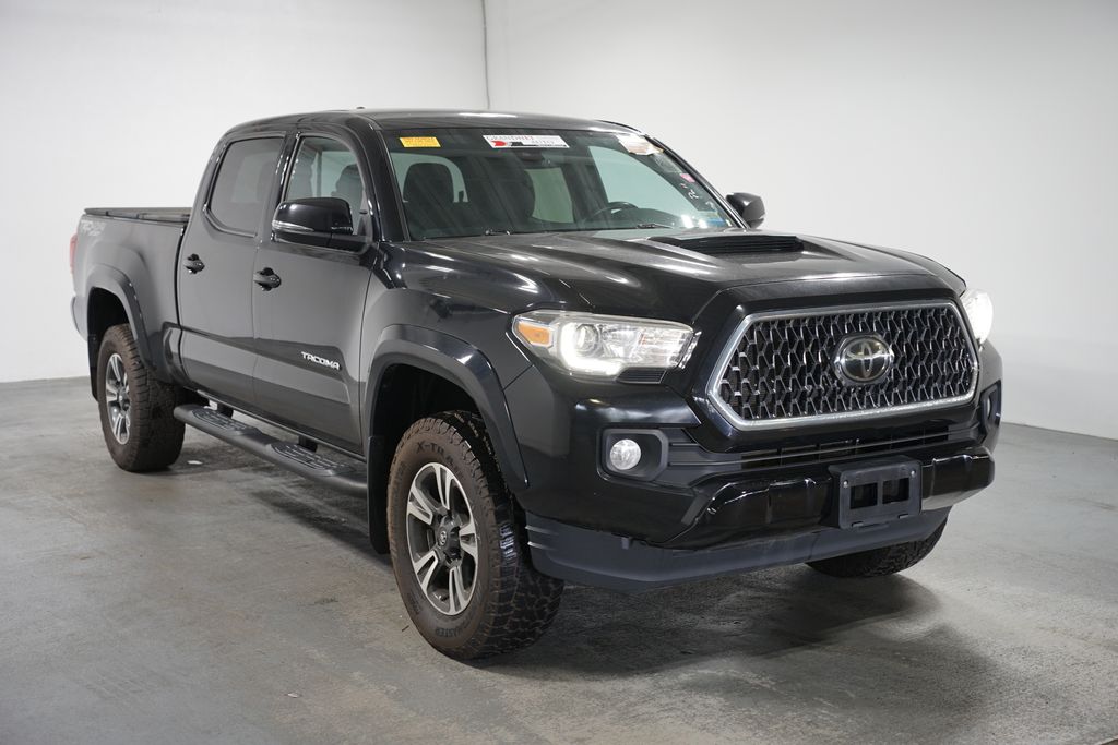 Thumbnail: 2019 Toyota Tacoma - 3