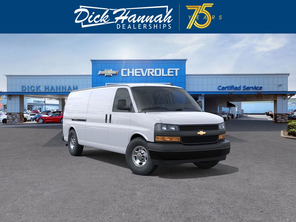2025 Chevrolet Express 3500 Work Van