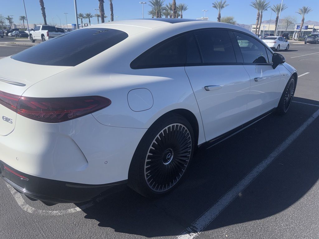 Thumbnail: 2022 Mercedes-Benz EQS - 10