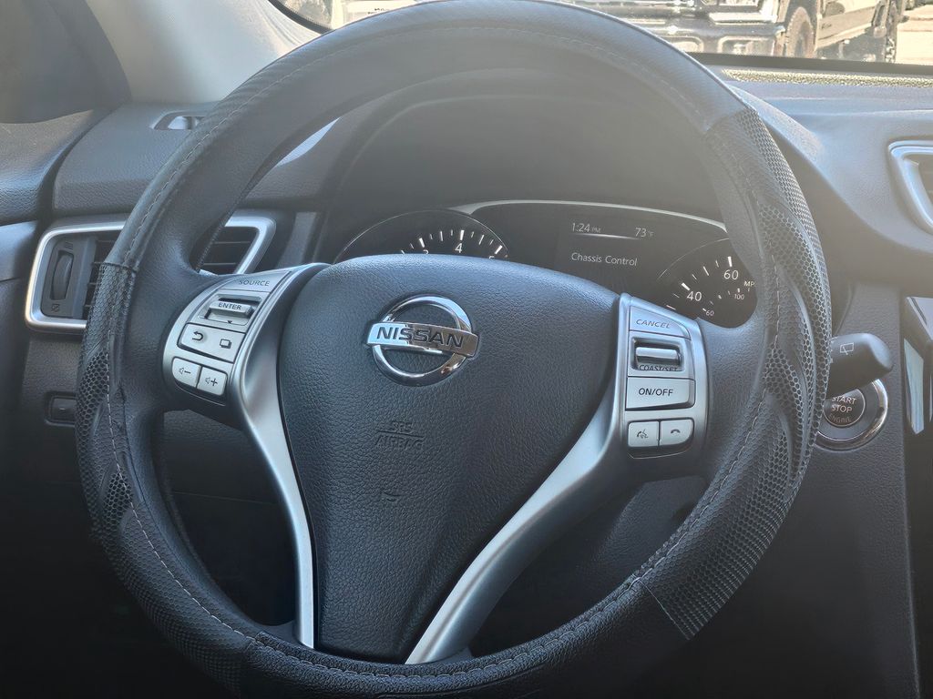 2016 Nissan Rogue SV White at Emmons Autoplex