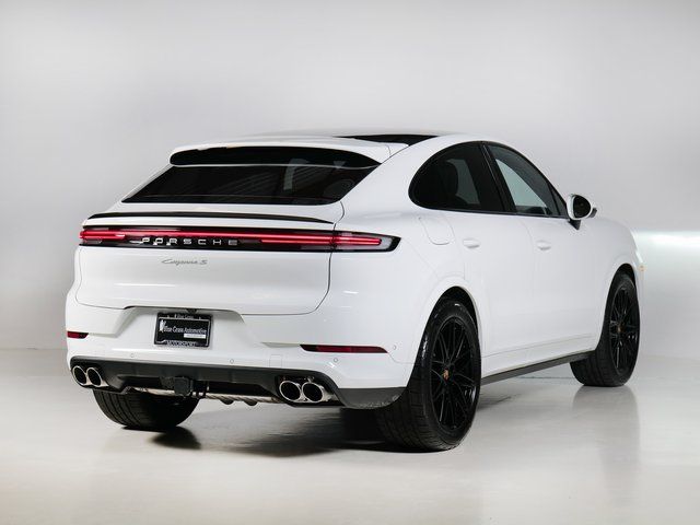 Used 2025 White Porsche S image 9