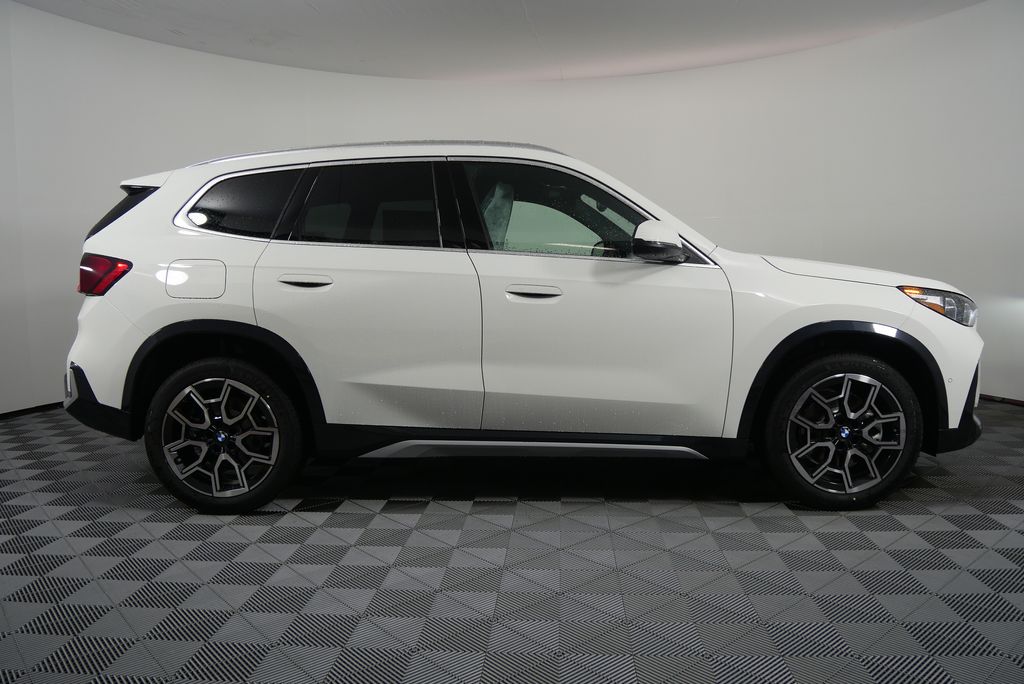 2025 BMW X1 xDrive28i 2