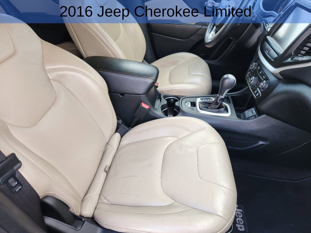 2016 Jeep Cherokee Limited 14