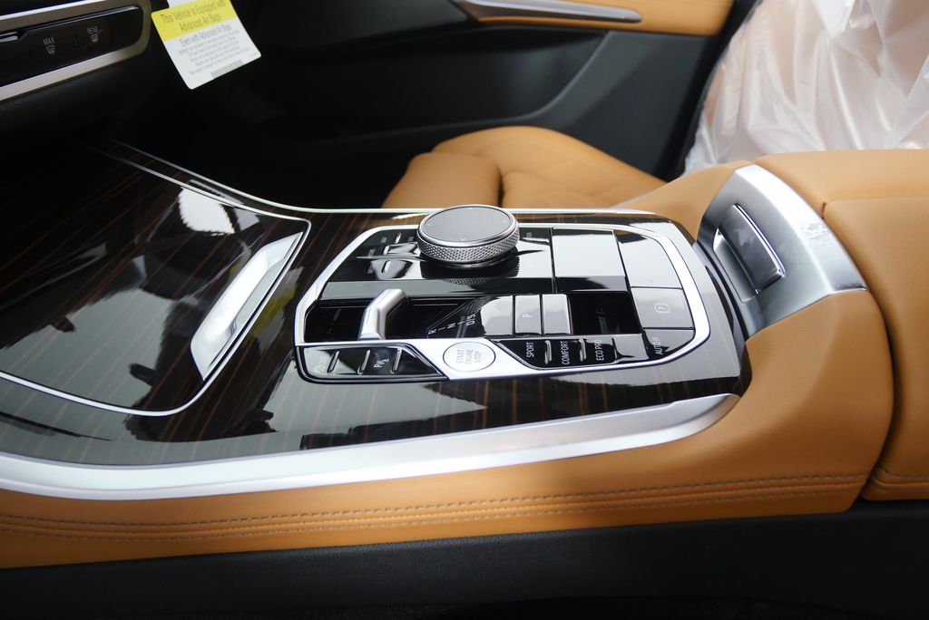 Thumbnail: 2026 BMW X5 - 22