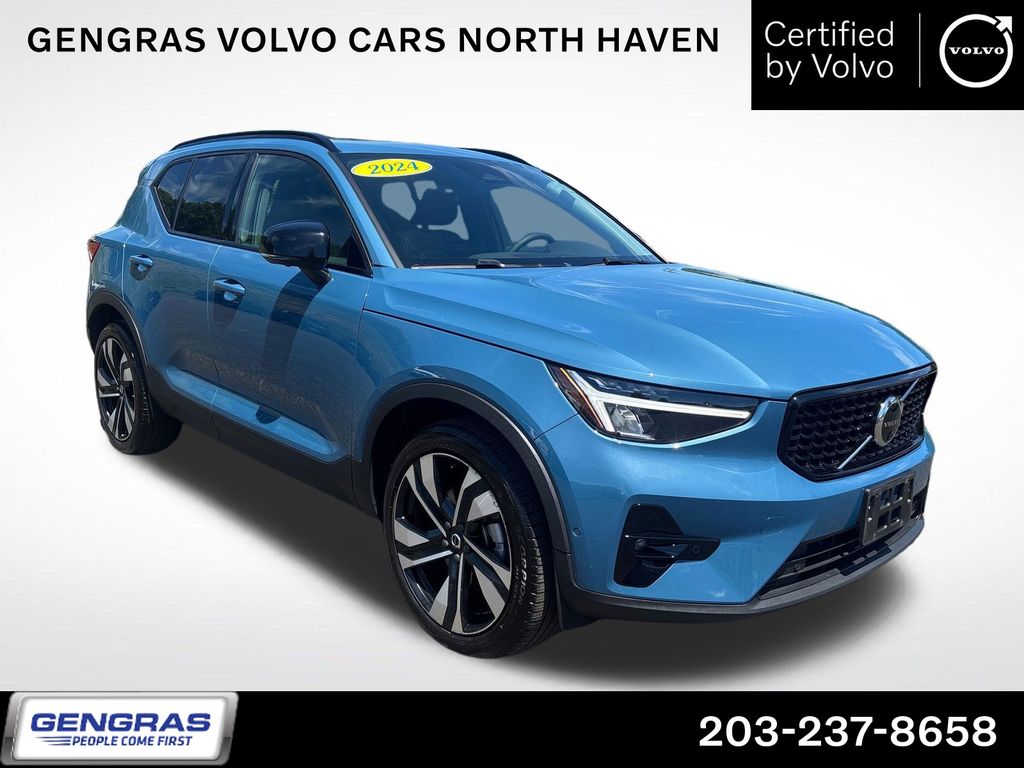 Fjord Blue Metallic 2024 Volvo XC40 B5 Plus Dark Theme AWD SUV / Crossover All-Wheel Drive Automatic