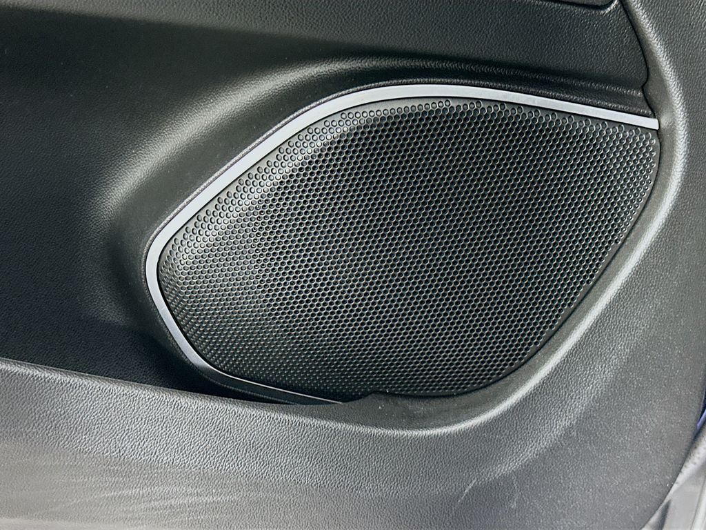 Thumbnail: 2020 Alfa Romeo Stelvio - 18