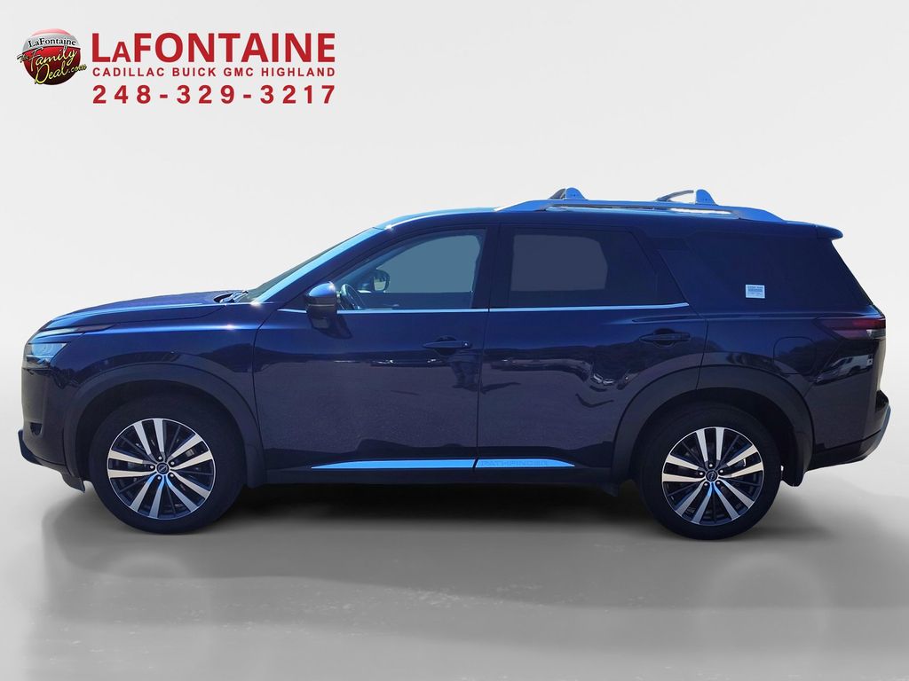 2022 Nissan Pathfinder Platinum 4