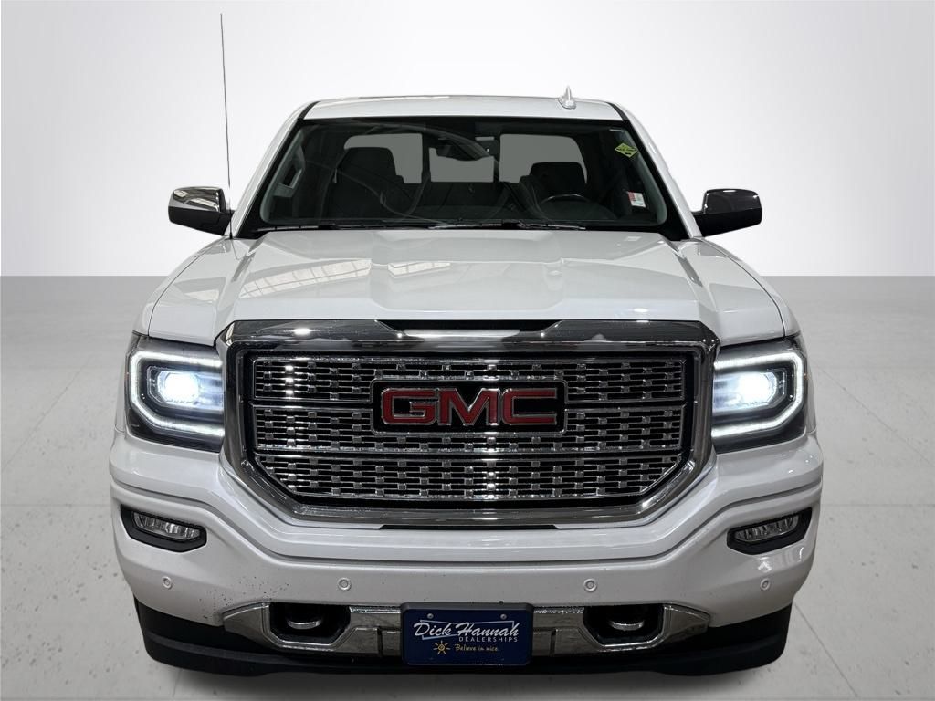 Used 2018 GMC Sierra 1500 Denali Denali with VIN 3GTU2PEJ0JG205479 for sale in Gladstone, OR