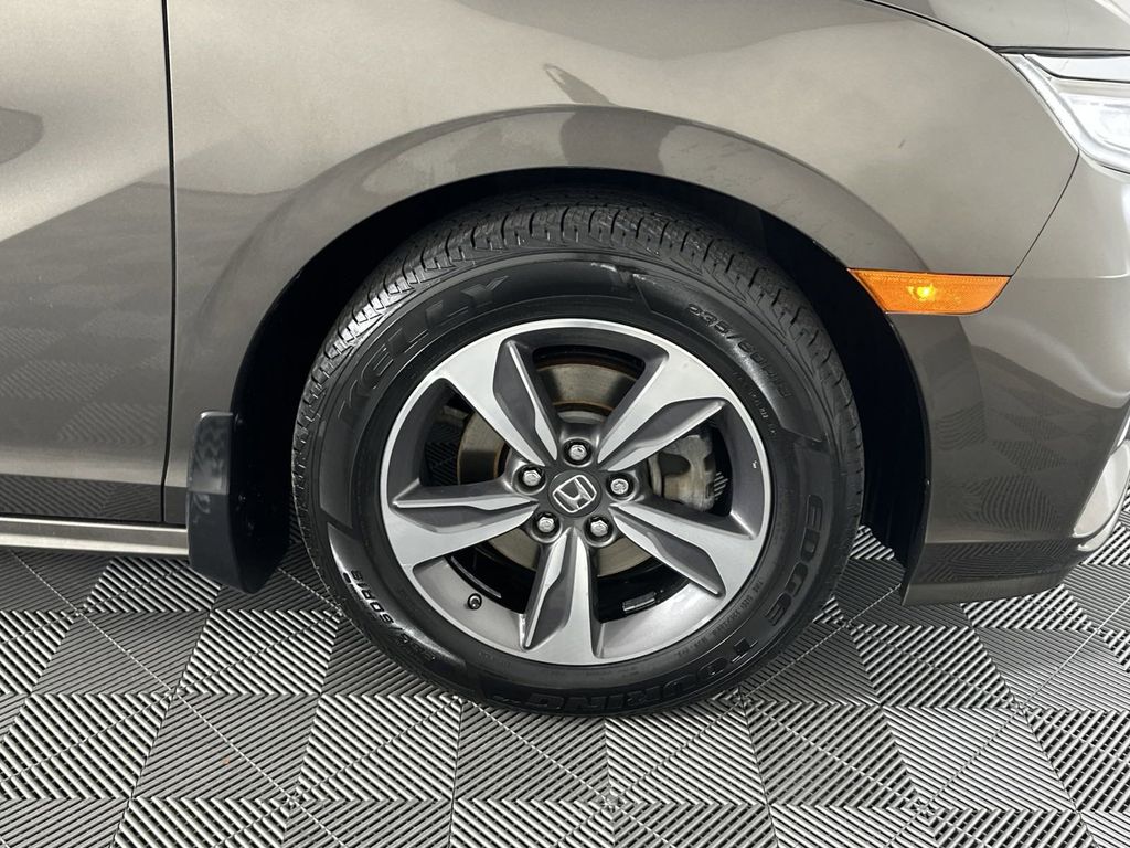 2019 Honda Odyssey Touring 10